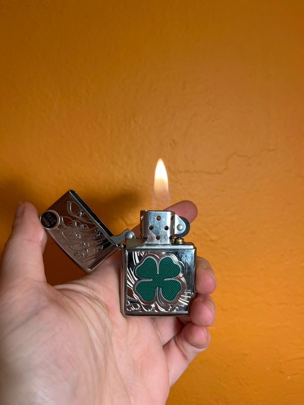 2013 Mirrored Four Leaved Clover Zippo Lighter