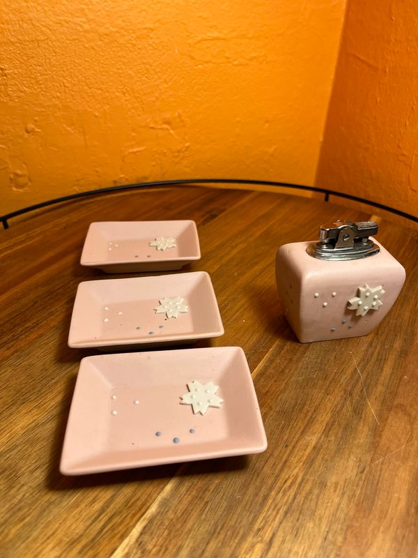 Pink Japanese Cherry Blossom Ceramic Table Lighter Ashtrays Smoking Set