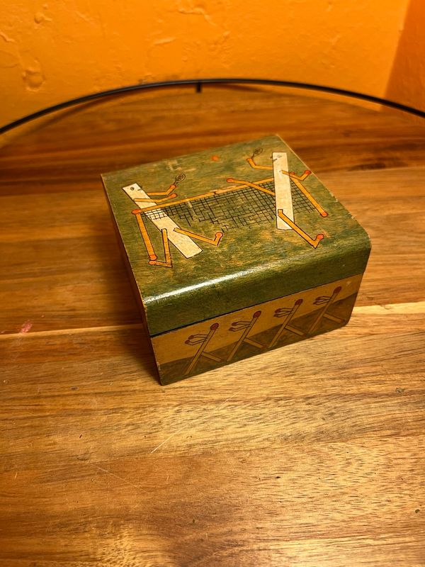 Cigarette Table Tennis Untested Humidor Box