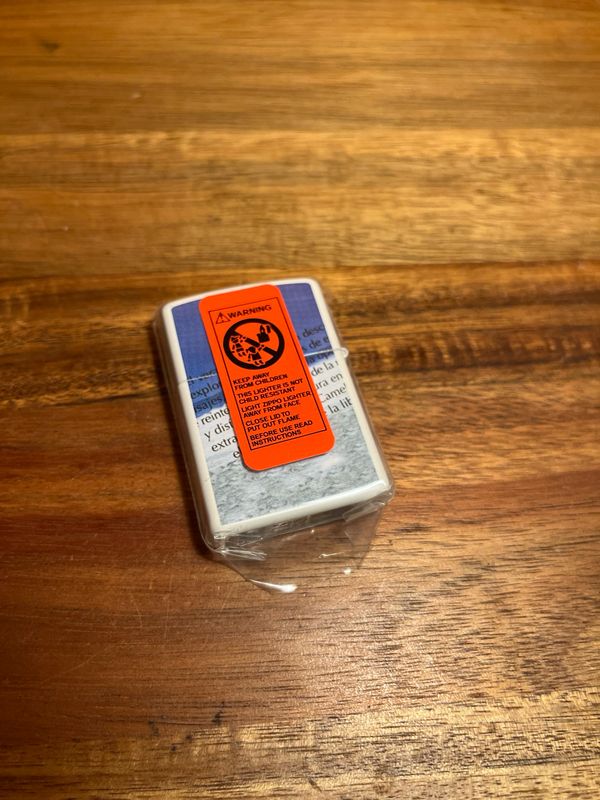 2005 CZ 962 Camel Exotic Landscape Unstruck Zippo Lighter