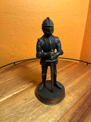 Standing Knight Table Lighter