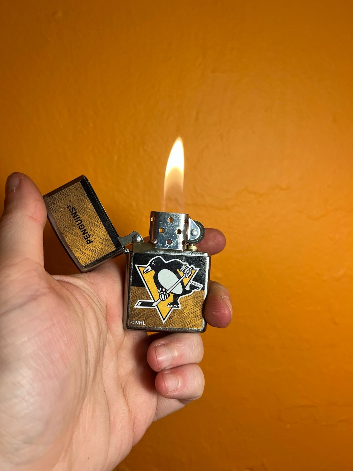2023 Pittsburgh Penguins NHL Zippo Lighter