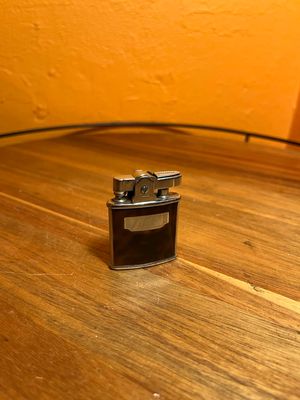 Tortoise Colored Ronson Princess Lighter