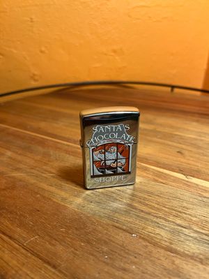 2001 Santa’s Chocolate Shoppe Zippo Lighter