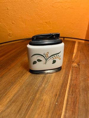 Ronson Minerva Table Lighter