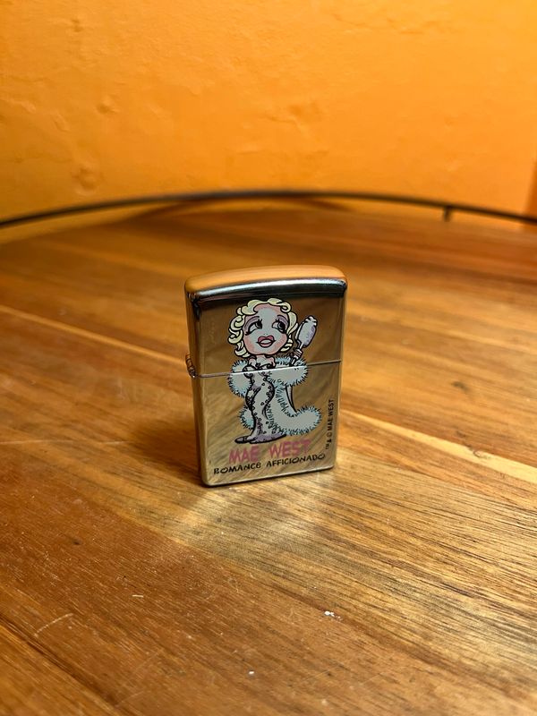1997 Mae West Romance Aficionado Sealed Unstruck Zippo Lighter