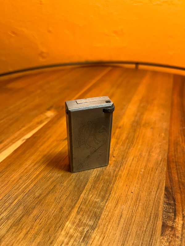 Customized ‘AM’ Aluminium Lighter