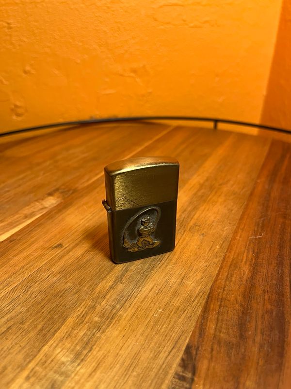 Windsor Fishing Flip Top Lighter