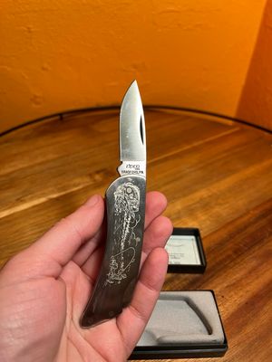 Bass Fishing Zippo Knife