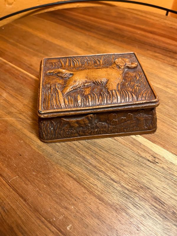 Hunting Pointer Dog Box