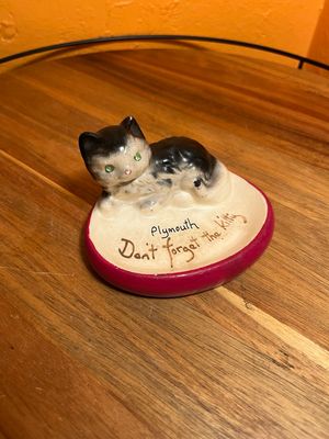 1985 Don’t Forget The Kitty Plymouth Souvenir Ashtray