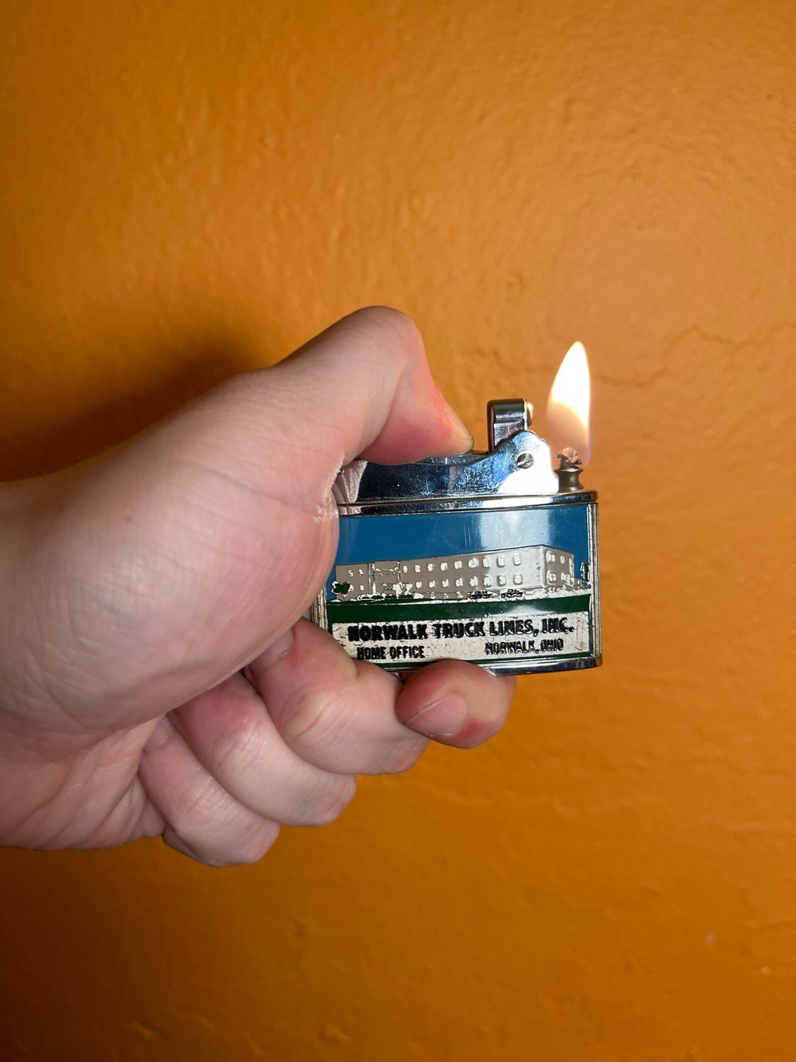 Norwalk Truck Lines OH Inc Flat Lighter