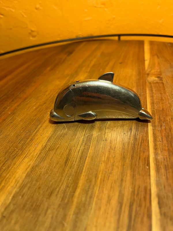 Dolphin Flip Top Disposable Lighter Cover