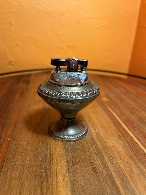 Weighted Sterling Table Lighter