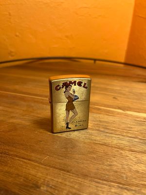 2000 Z 530 Pleasure To Burn Brass Cigarette Girl Camel Zippo Lighter
