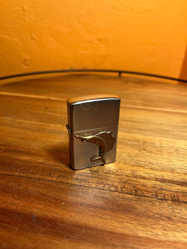 Sailfish Emblem Flip Top Lighter