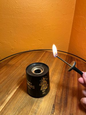 Seagram’s 100 Pipers Scotch Electro Match Table Lighter