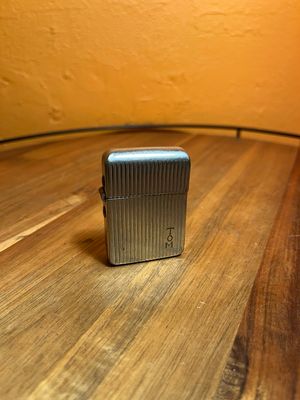 Customized ‘Tom’ Flip Top Lighter