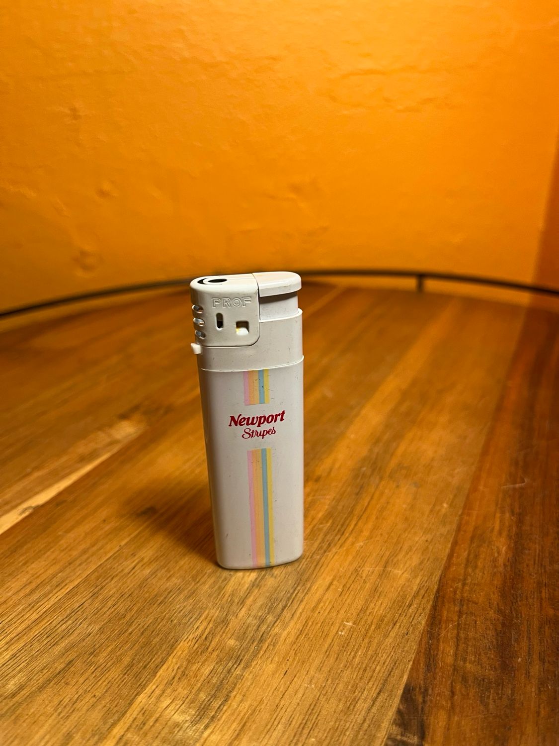 NONREFILLABLE Newport Stripes Disposable Lighter