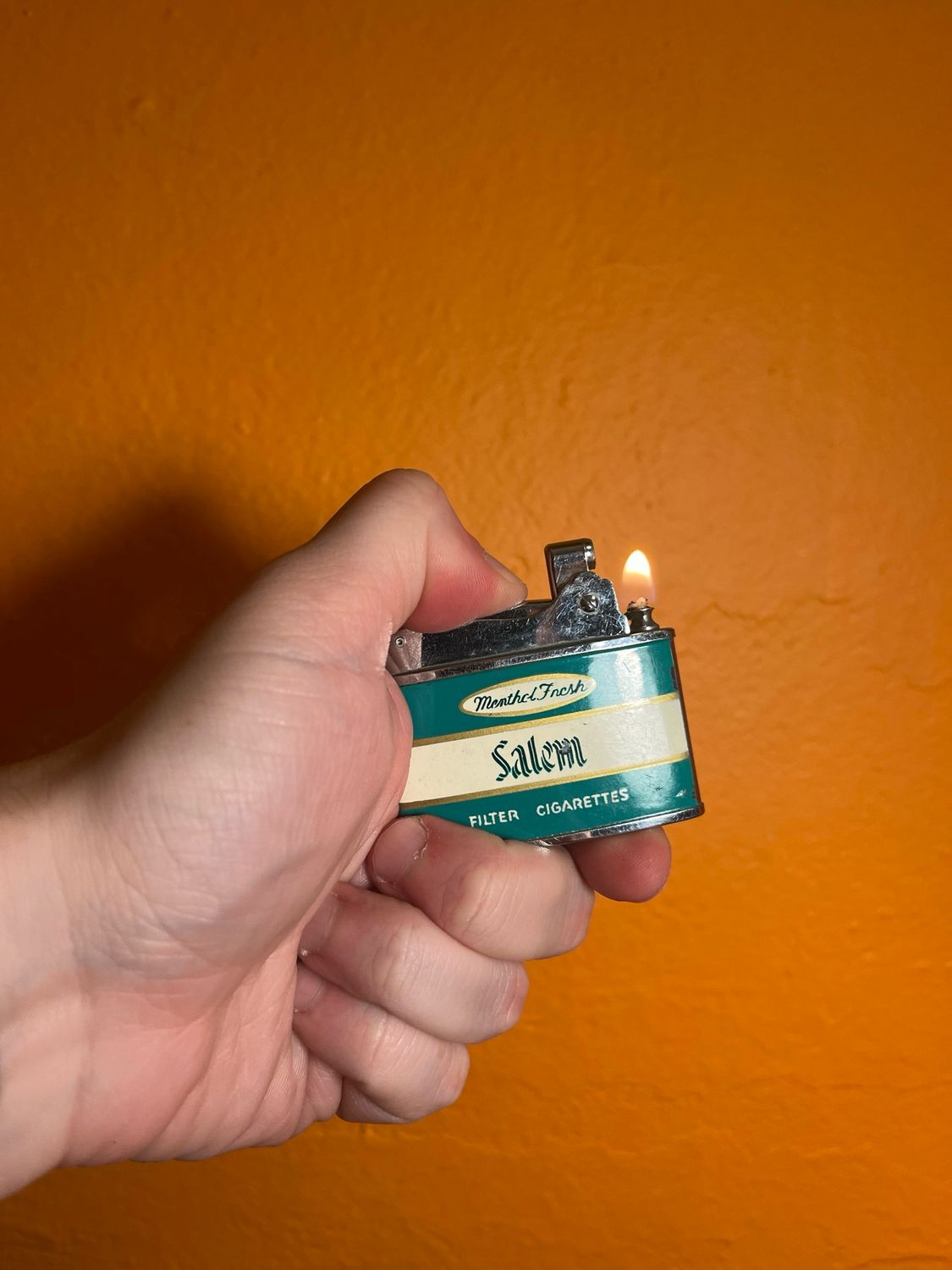 Salem Flat Lighter