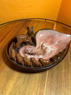 Mama Dog &amp; Puppies Ashtray