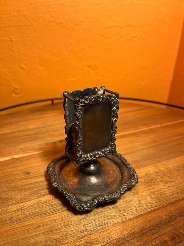 Wilcox Silver Plate Matchbox Holder Ashtray