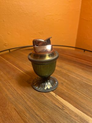 Evans Green Enamel Table Lighter