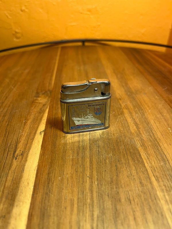 Bremerhaven Eveready Souvenir Lighter