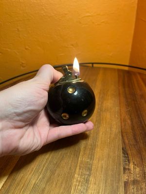 Black &amp; Gold Polka Dot Table Lighter