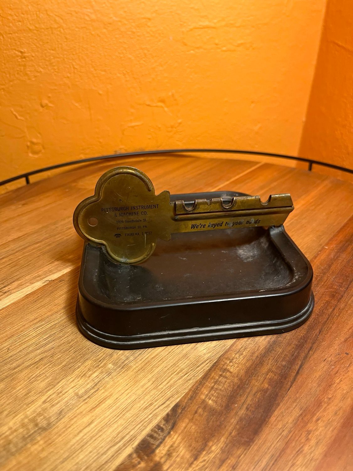 Pittsburgh Instruments &amp; Machine Co Key Ashtray