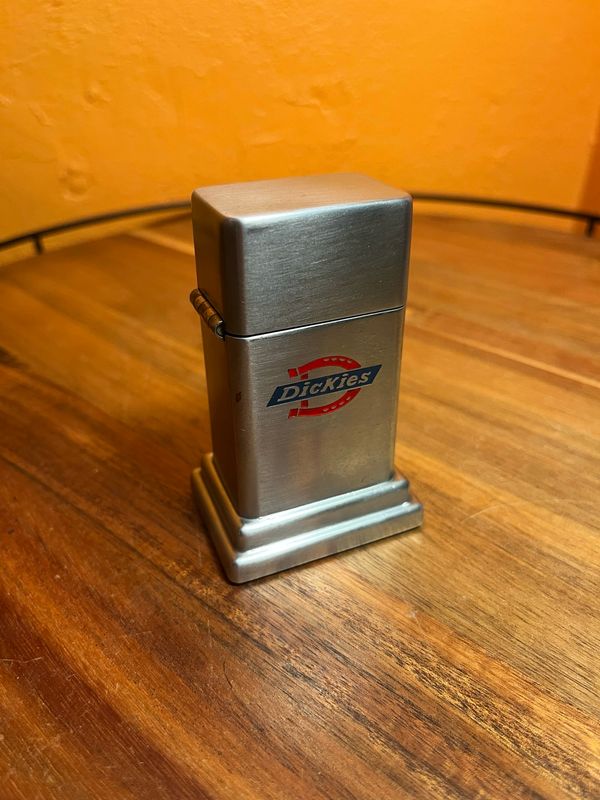 Dickies Zippo Barcroft Table Lighter