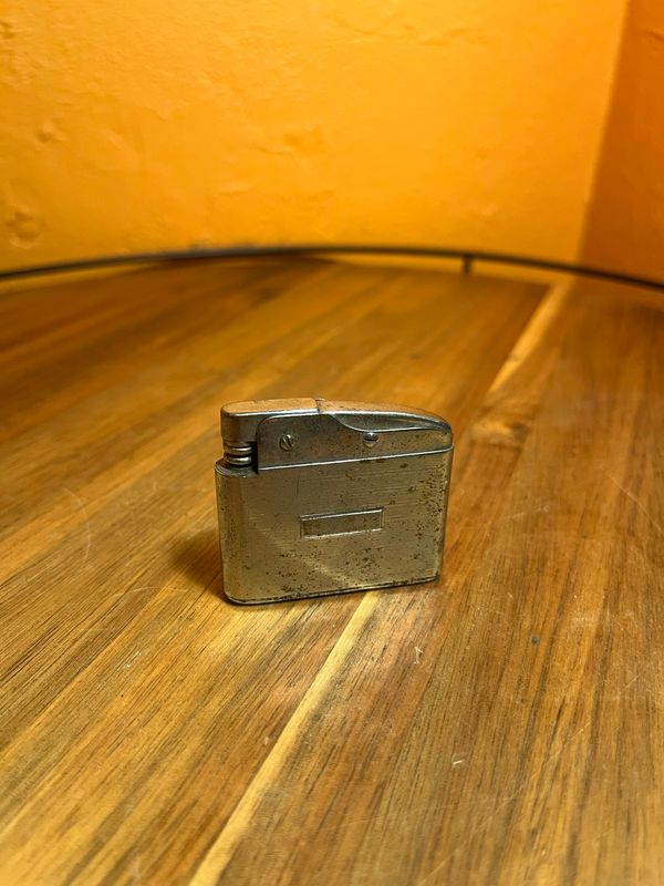 Click To Light Flat Lighter
