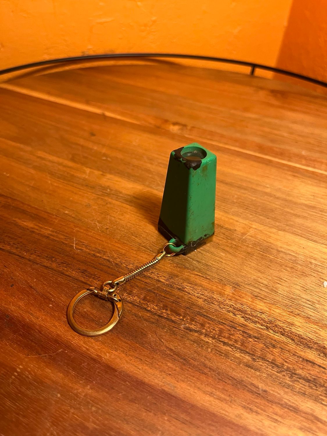 Peep Show Keychain