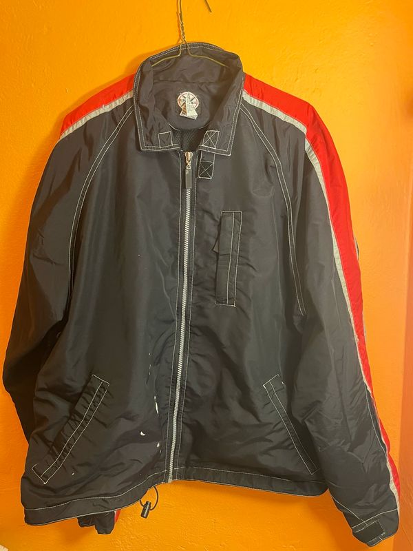 L Large Marlboro Compass Jacket