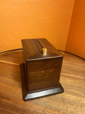 Wooden Cigarette Dispenser