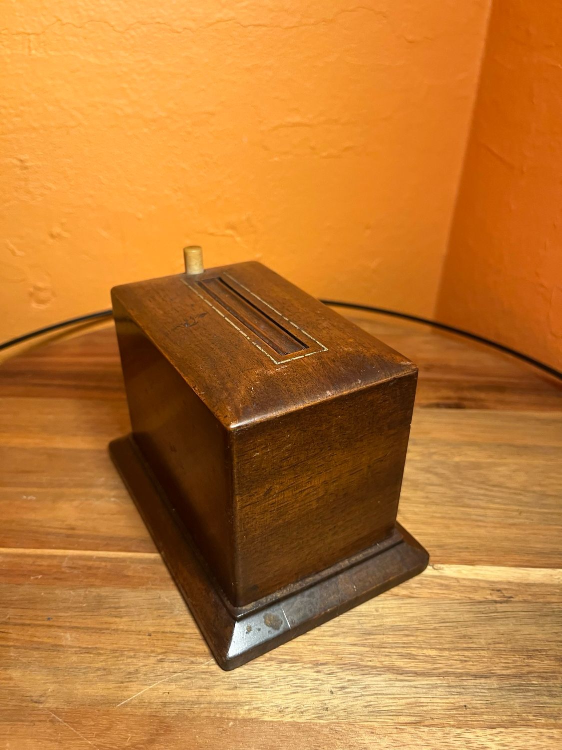 Wooden Cigarette Dispenser