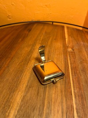 Portable Ashtray With Pipe Pick