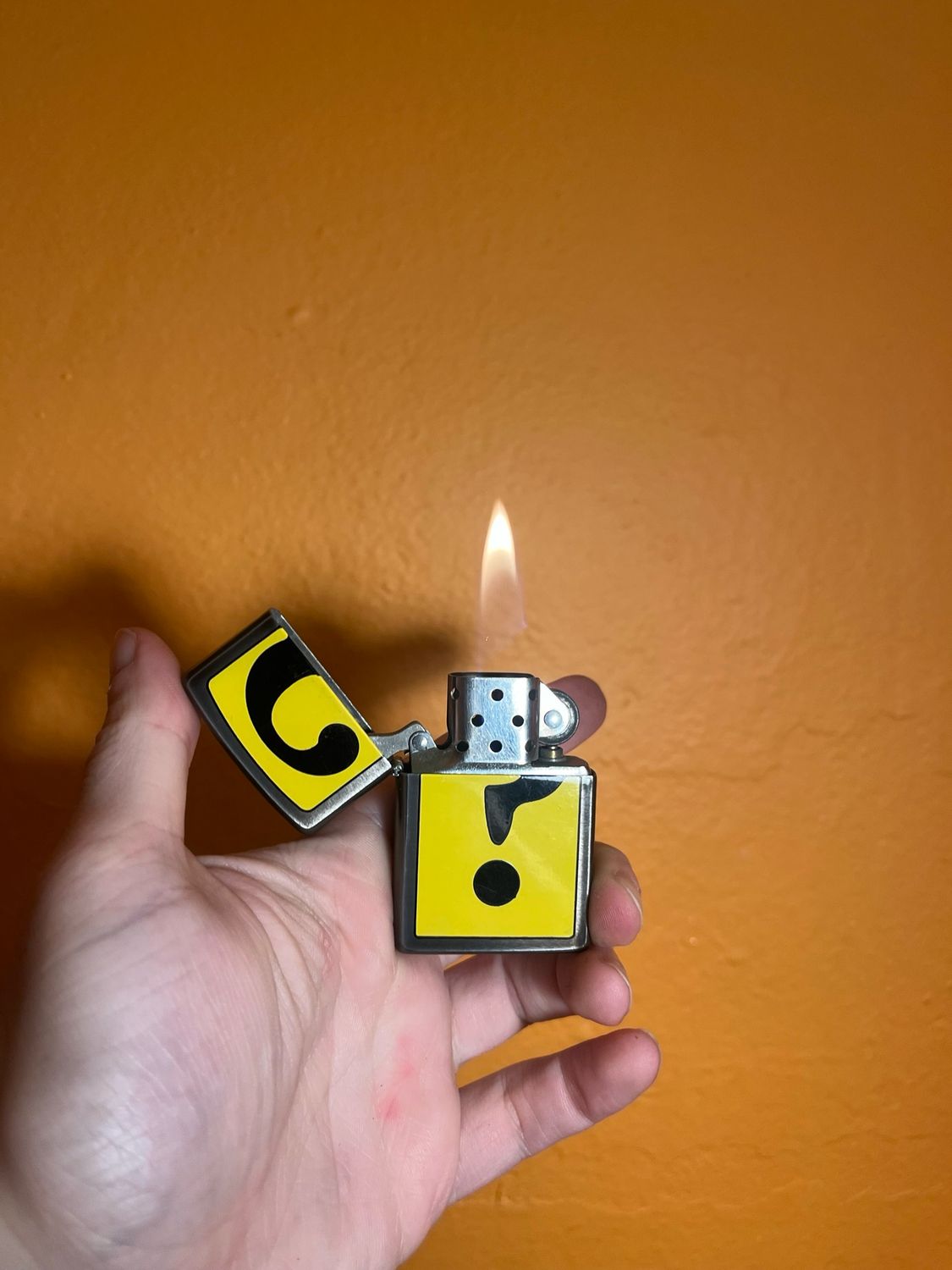 1996 Barrett Smythe Yellow The Riddler Question Mark Zippo Lighter