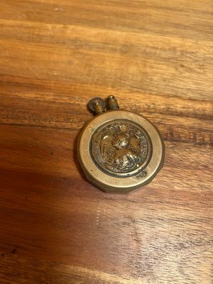 Vin Amour Tabac European Trench Lighter