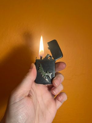HW Hanway Made In Bavaria Plane Button Lite Flip Top Lighter