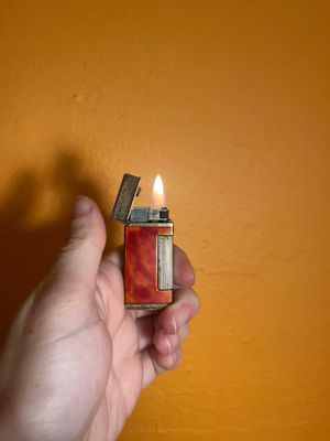 Dunhill Roll-Lite Red &amp; Gold Side Strike Lighter