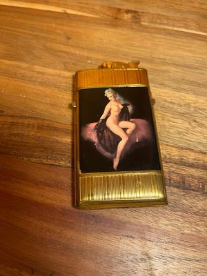 1950s Evans Pinup Cigarette Case Lighter