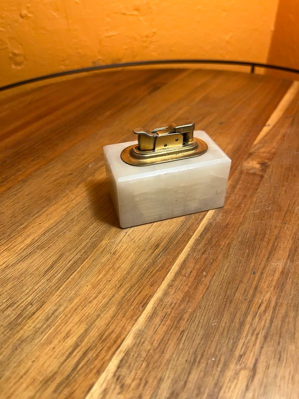 Evans Onyx Or Marble Stone Table Lighter