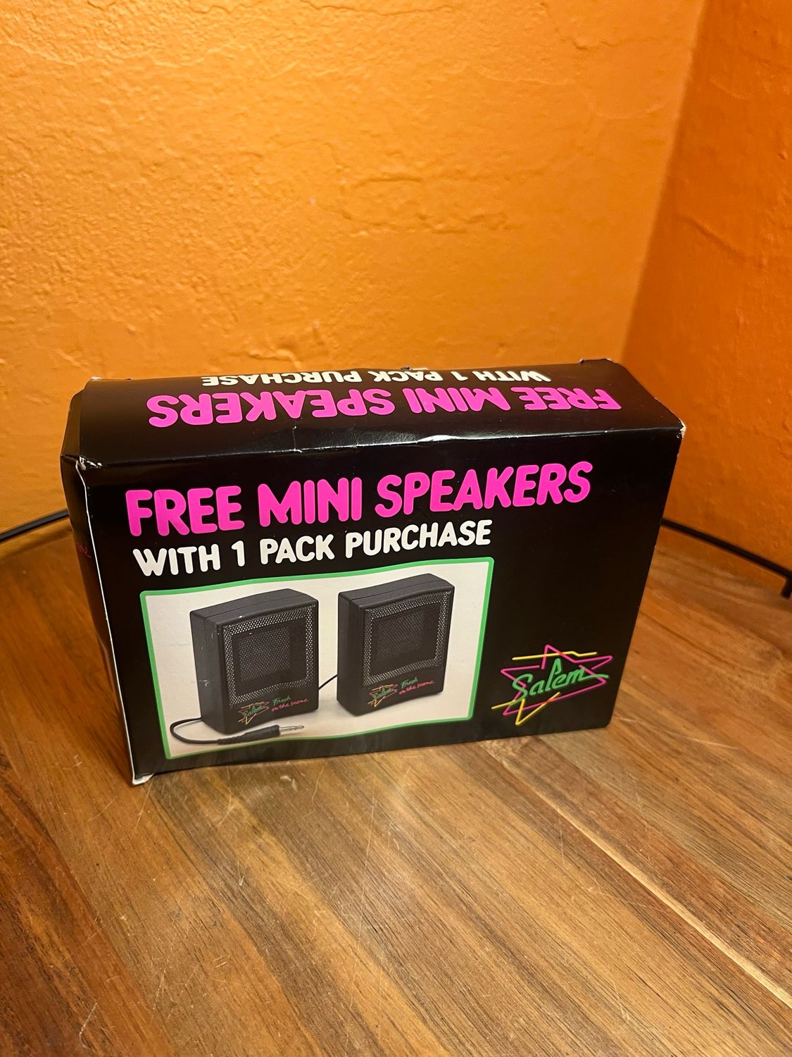 1990s Salem Mini Speaker Set