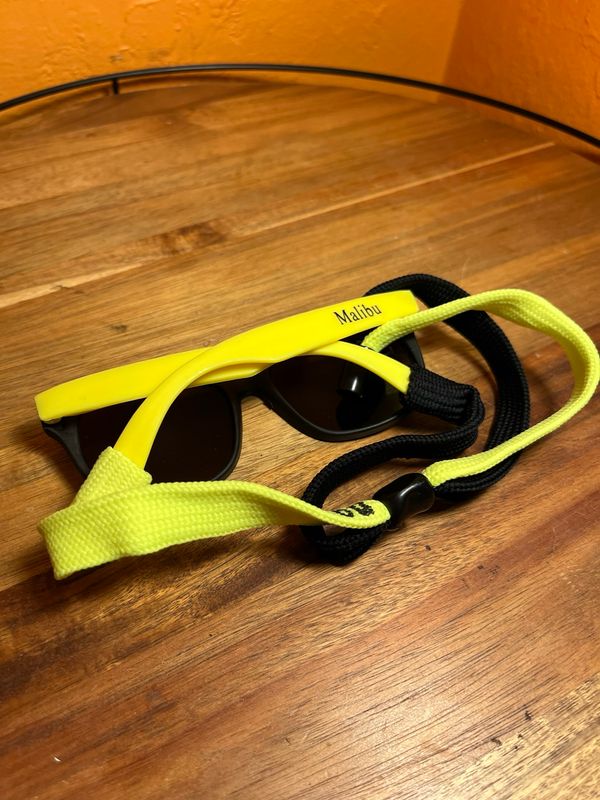 Malibu Mirrored Sunglasses &amp; Chord