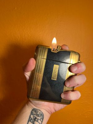 Customized ‘TO’ Ronson Ten-a-Case Cigarette Case Lighter
