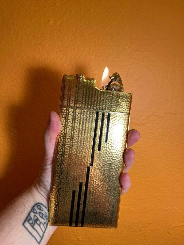 Evans Oversized Gold &amp; Black Cigarette Case Lighter