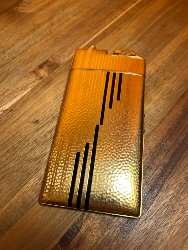 Evans Oversized Gold &amp; Black Cigarette Case Lighter