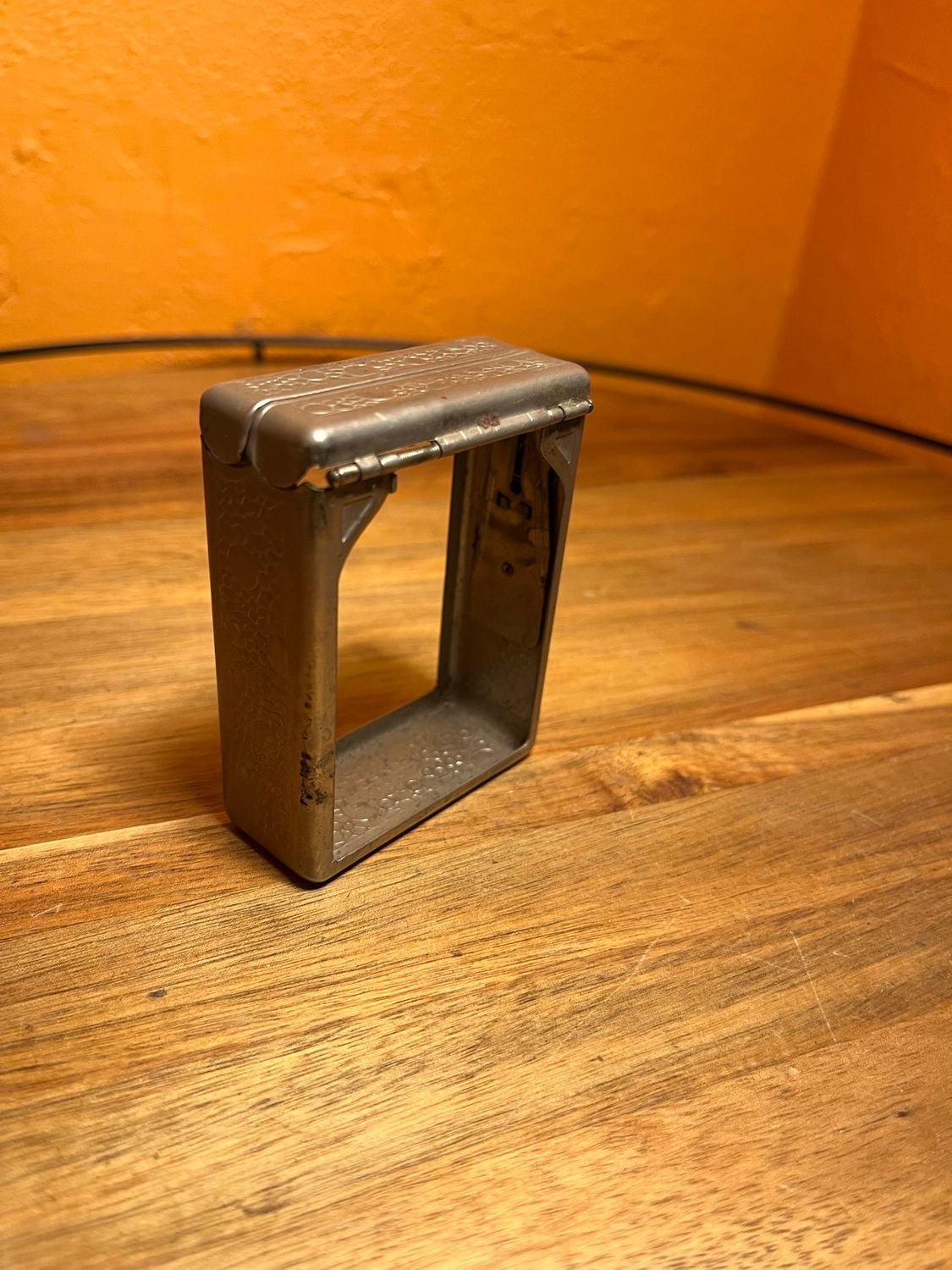 Hold-a-Pak Cigarette Case