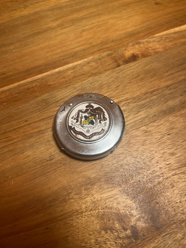 Hawaiian Souvenir Prince Rotary Lighter